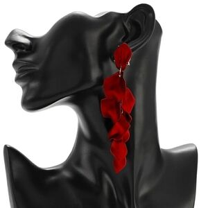NWOT Wavy Petals Red Long Earrings